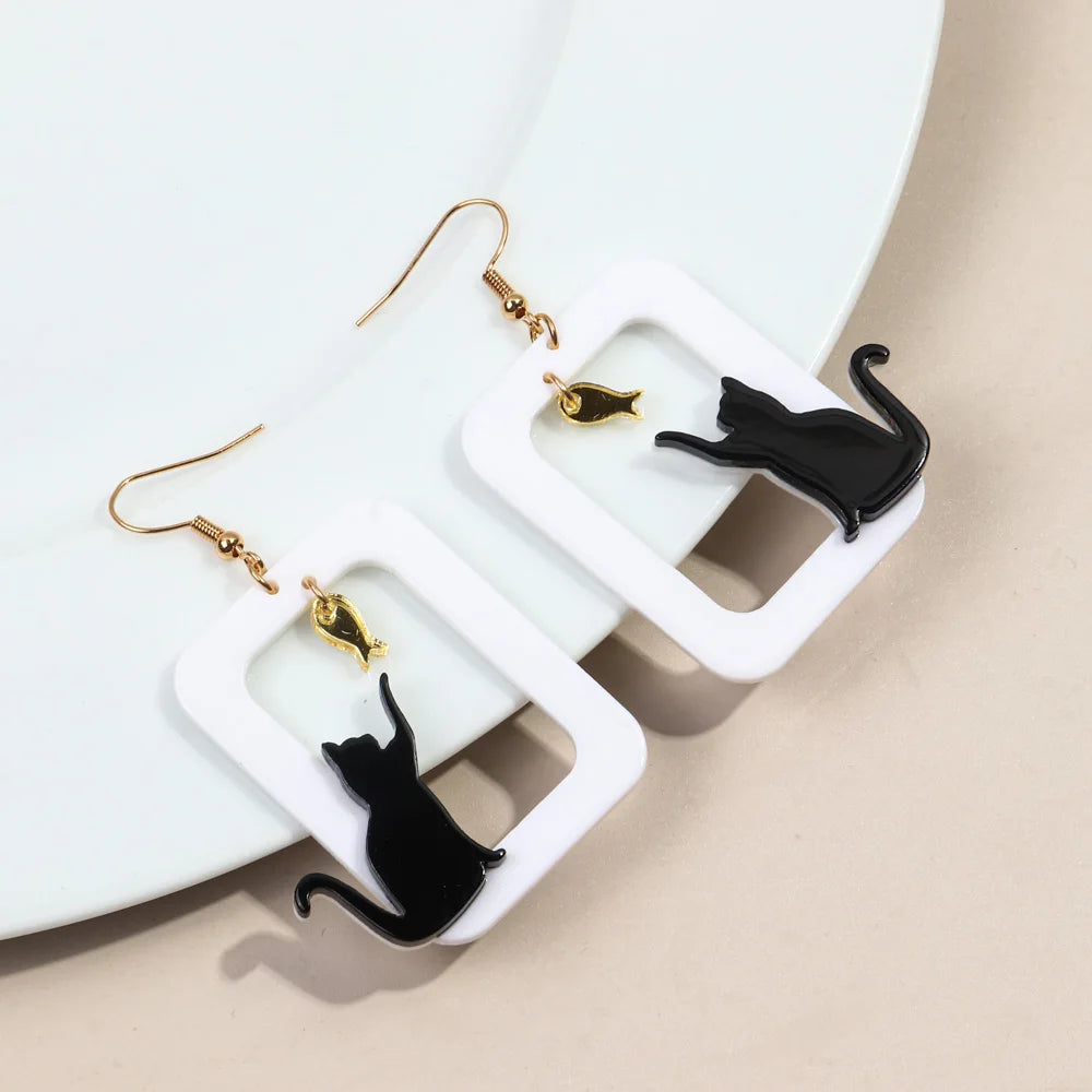 Wholesale Simple Casual Jewelry White Geometric Hollow Black Kitten Gold Mirror Fish Resin Accessories Acrylic Cat Drop Earrings