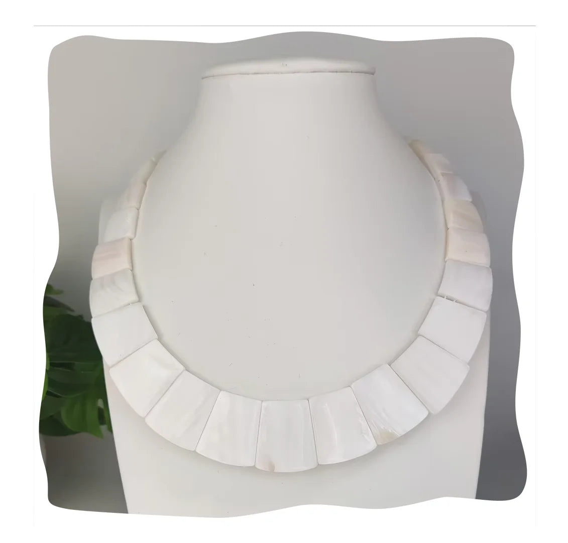 Hot Selling White Shell Natural Mother of Pearl Necklace Handmade Woven Resizable Healing Gemstone Necklace Women Shell Jewelry