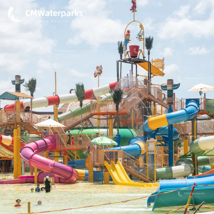 Water Park Amusement Play Equipment Fiberglass Water Slide Combines Indoor and Outdoor Water Park Splash Pads MegaBDM