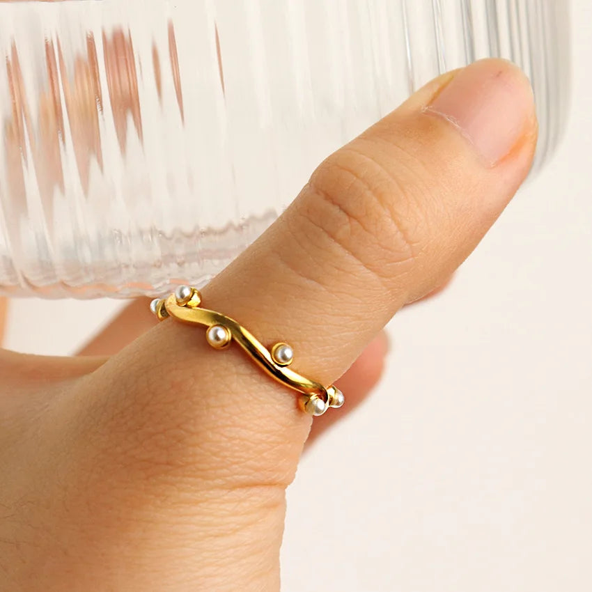 Wholesale 18K Gold Plated Stainless Steel Rings Fashionable Branch White Pearl Anniversary Jewelry for Engagement