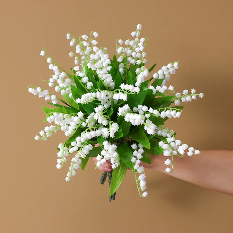 European Style Simulated Lily Valley Flower High Quality Small Artificial Soft Plastic Hand-Held Wedding Bouquet Fresh Ins Style