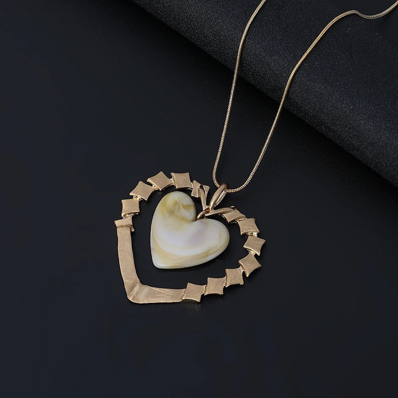 TongLing Necklace Fashion Jewelry Alloy Gold Plated Heart Shaped Resin Jewelry Pendant Necklace for Girls Women