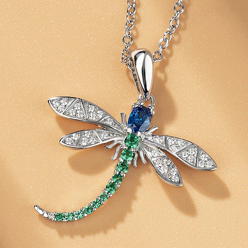 CAOSHI Animal Series Fashion Dragonfly Shaped Pendant Brass Chain Pave Zirconia Rhinestone Silver Color Pendant Necklace