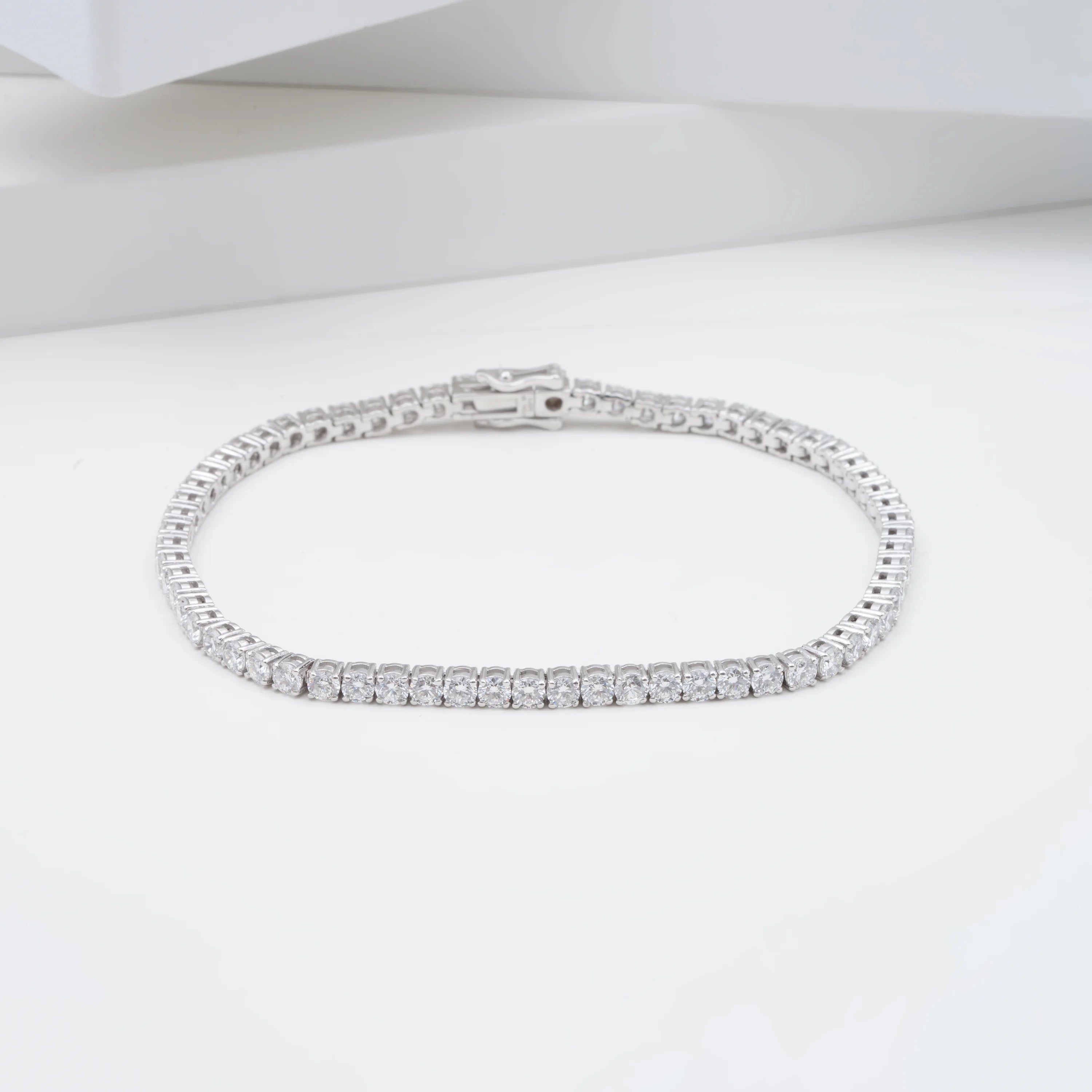 Starsgem Custom Round Brilliant Cut 3.5mm 10k 14k  Gold Moissanite Lab Grown Diamond Moissanite Bracelet Chain Women