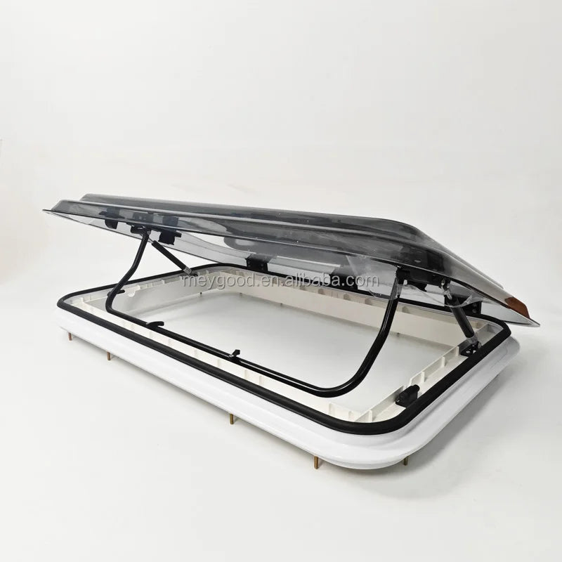 960x650mm High-Efficiency RV Skylight Wholesale 70Â° Max Opening Angle Clip Installation for Rvs