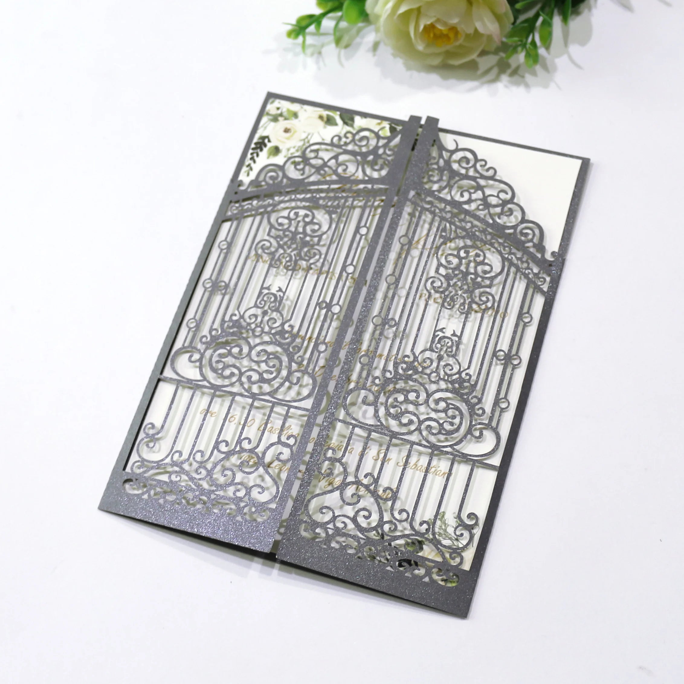 New Design Laser Cut Pearl Light Paper Wedding Invitation Card with Color Printing Main Card for Wedding&birthday Invitation