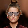 Fashion Brand Retro Sunglasses for Women UV400 Cat Eye Sun Glasses with Leopard Print Yellow Red Frames Made of PC Material