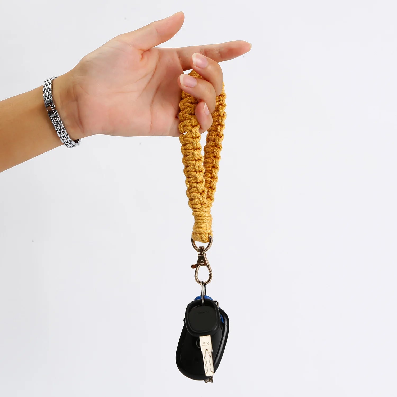 Hot Selling Craft Accessories Handmade Boho Cotton Rope Braided Keychain Colorful Macrame Tassel Keyring