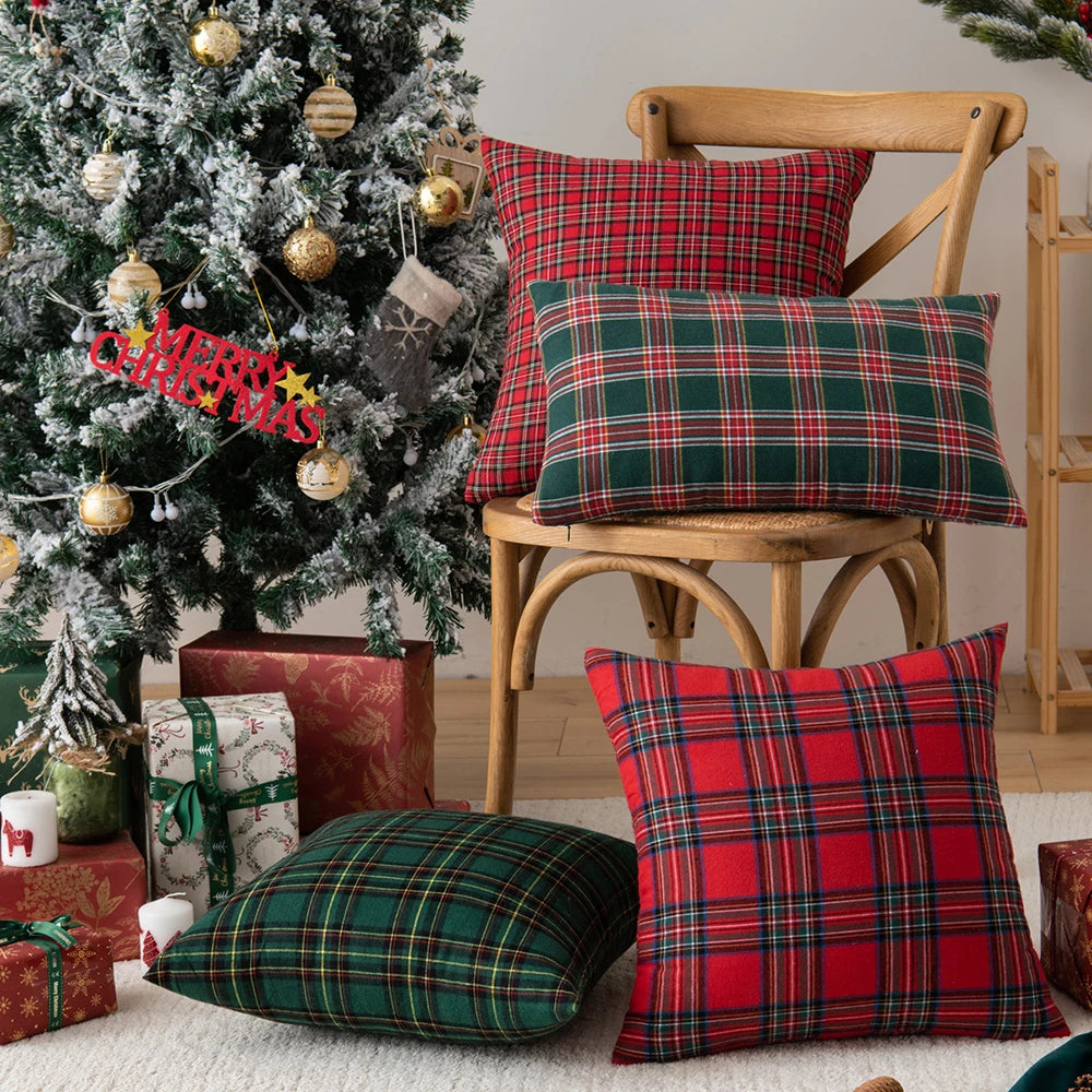 Warm Winter Christmas Atmosphere Pillow case Red and Green Checked Polyester-cotton Pillow case
