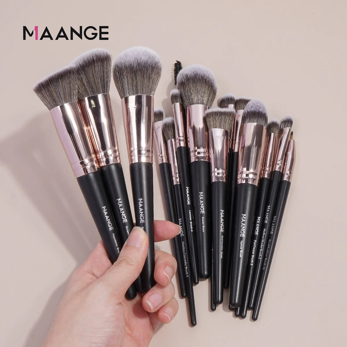 For MAANGE 2024 Professional Makeup Brush Set New Design Black Gold Contour Brushes Shaving Brush Fashionable Facial Makeup Tool