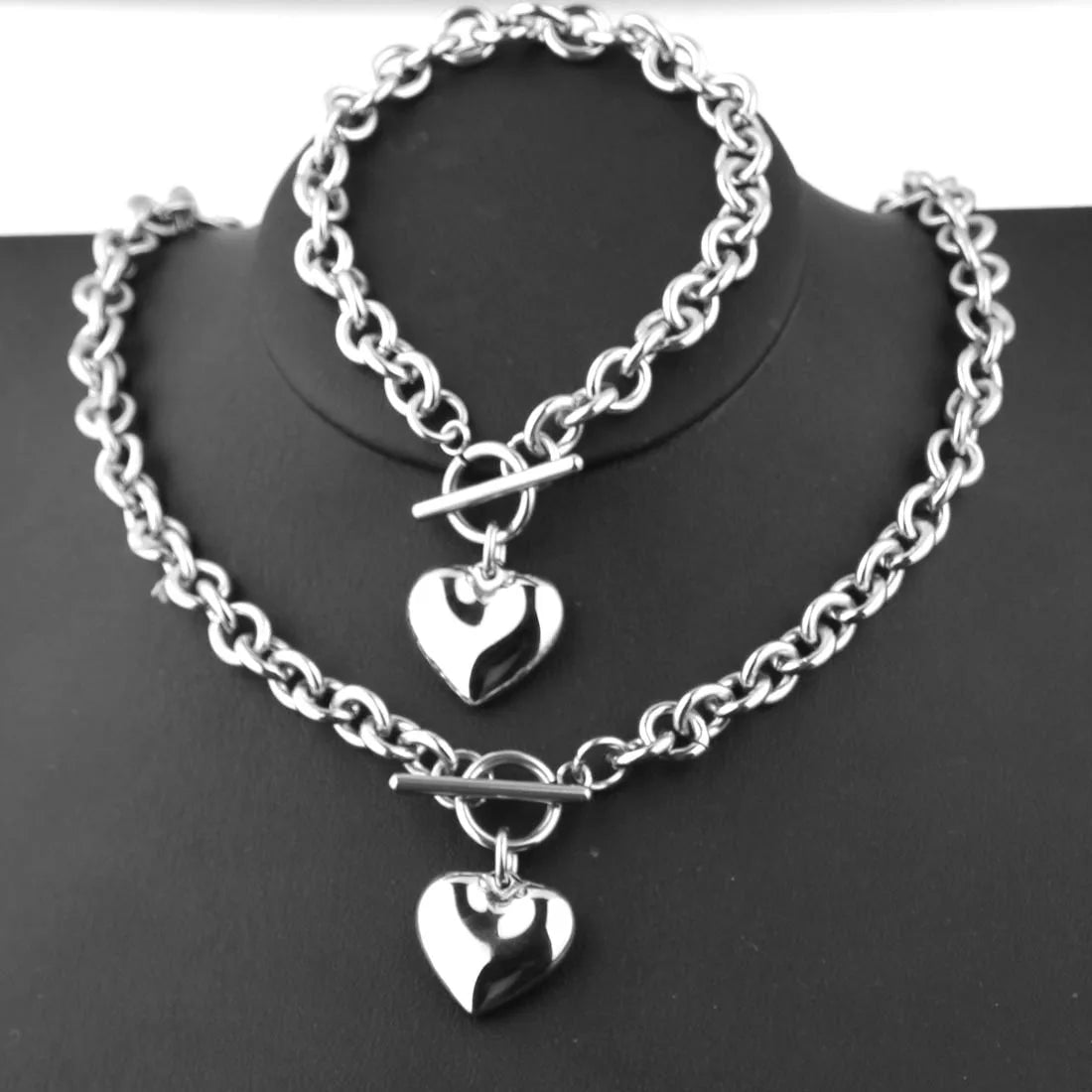 Ladies Titanium Steel Stainless Steel O-chain Solid Heart Necklace Bracelet Set OT Buckle