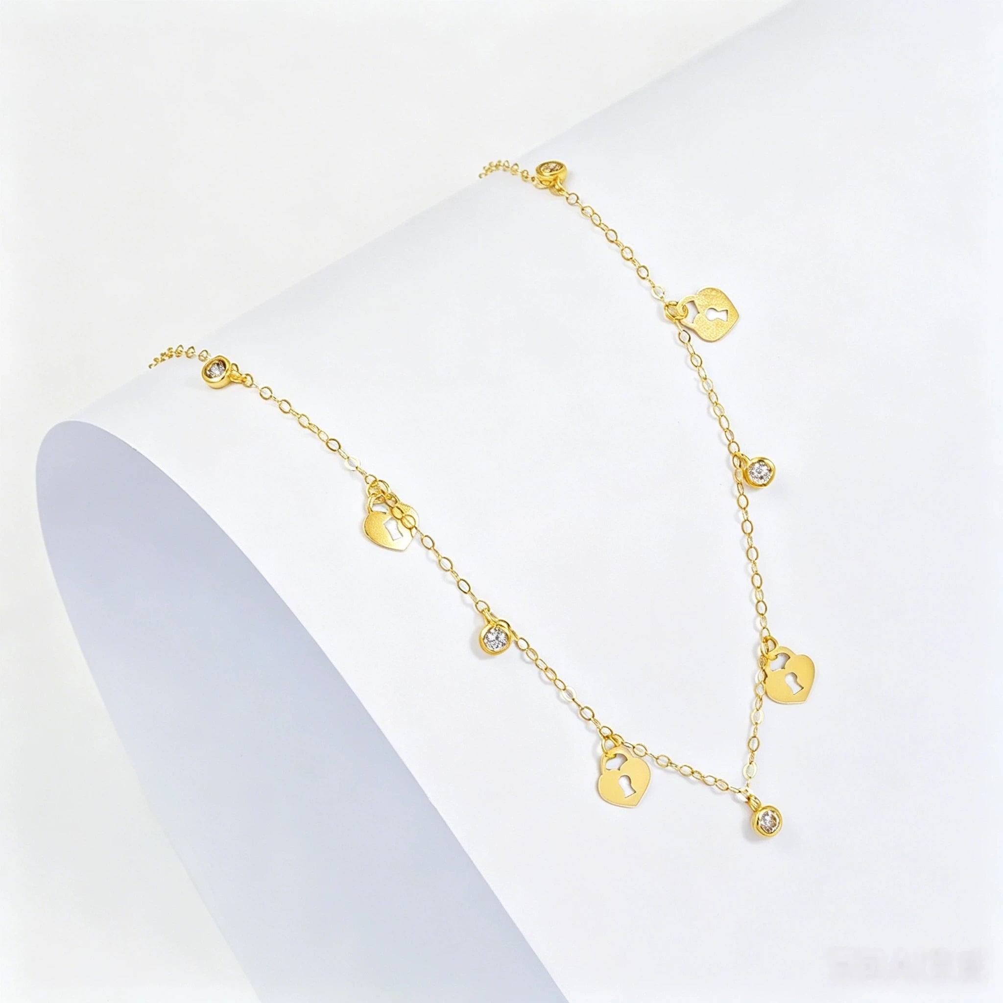 Designer 18K Gold Heart Lock Key Bracelet Bangle Bracelet with Zircon Dainty Love Charm Chain for Women Fine Fashion Jewelry