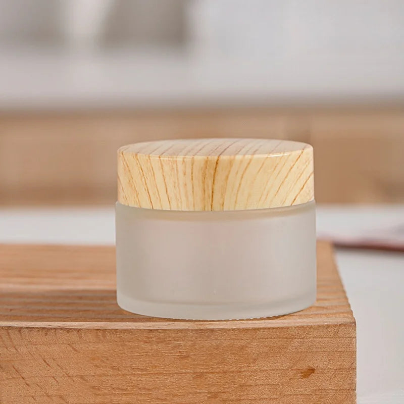 Factory Direct Cosmetic Glass Jar 10g 30g 50g 100g Cream Container Frosting Cosmetic Jar