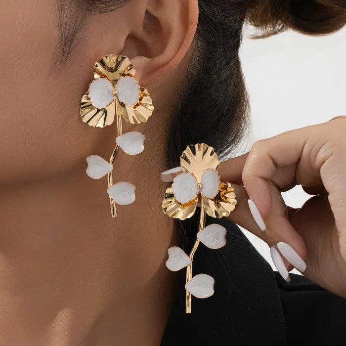 2025 New Style Gold Plated Oil Drip Flower Drop Earrings for Women Fashion Jewelry Accessories for Parties and Gifts