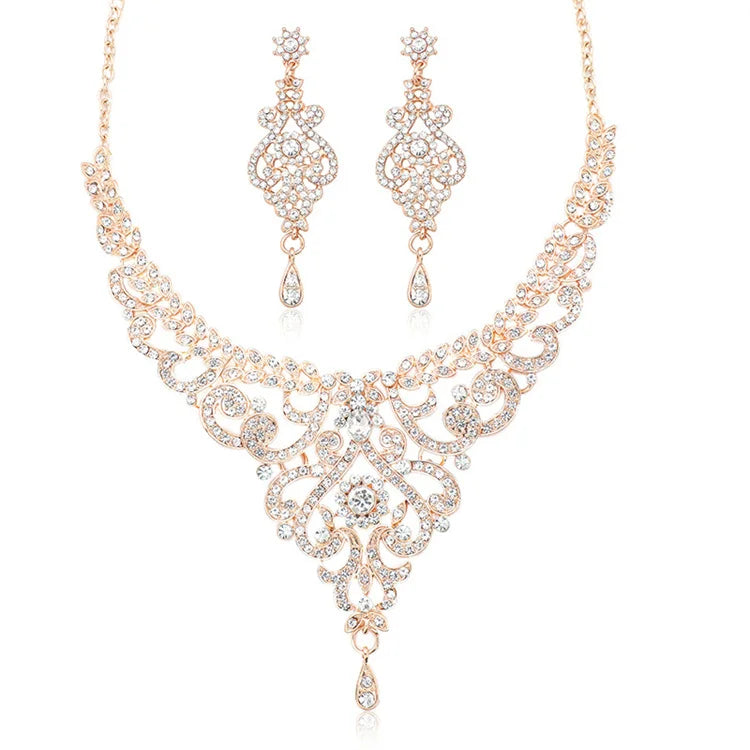 Wholesale Exaggerated Female Diamond Necklace Drop Earrings Short Gold Sweater Chain Statement Jewelry Set