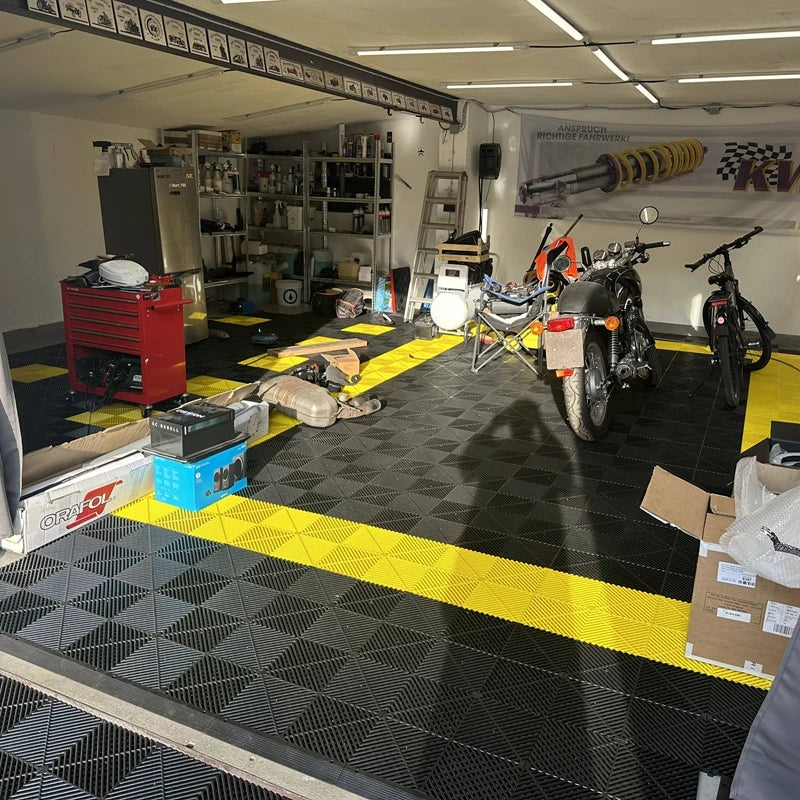 VENTED GARAGE FLOOR TILES Plain DIY Modern Indoor Workshop PVC Flooring Anti-Slip 18mm Thick Interlocking China Wholesale