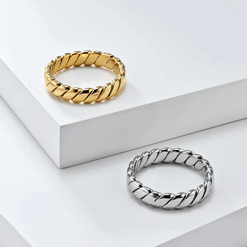 French Luxury 18K Gold Ring Retro Geometric Titanium Steel Plated Simple Accessible High-End Personalized Women's Jewelry Trendy