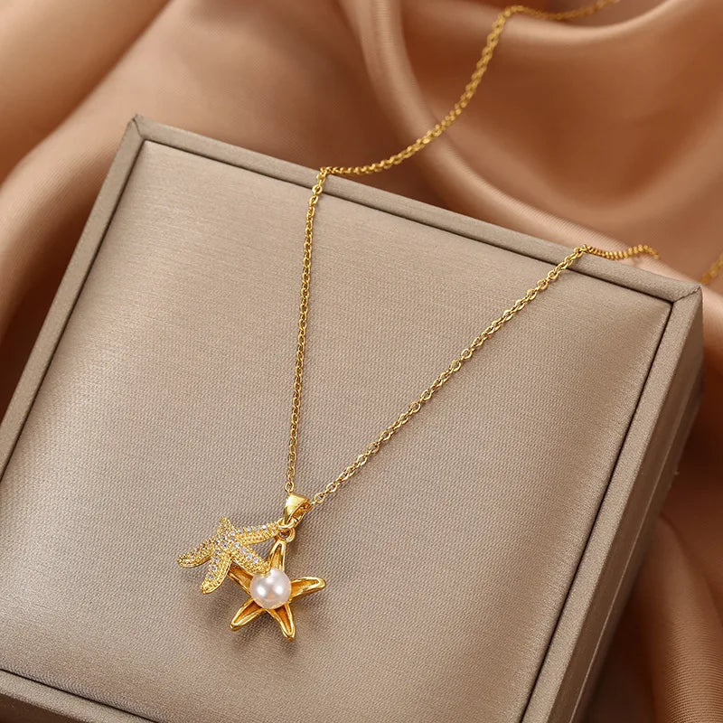 INS Trend Diamond Light Luxury Designer Necklace Stainless Steel Gold Starfish Pearl Pendant Necklace for Women
