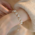 Anniversary Gift Imitation Pearl Cat Claw Bracelet Pearl Flower Adjustable Bracelet for Girls