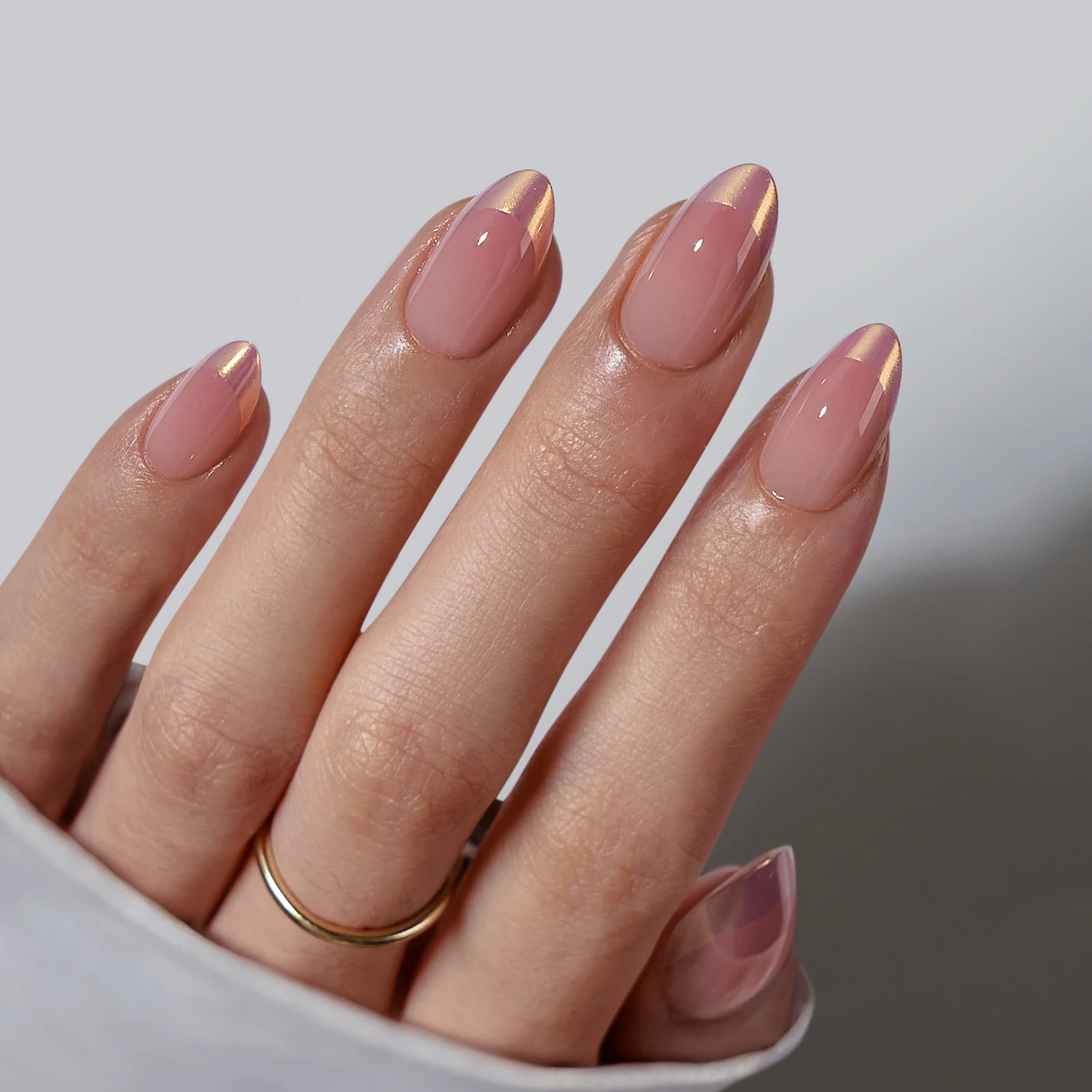 BTArtbox PInk Chrome French Tip Acrylic Press on Nail En Gel Wholesale Short Almond Soft Gel Hand Made Fake False Nails Press on