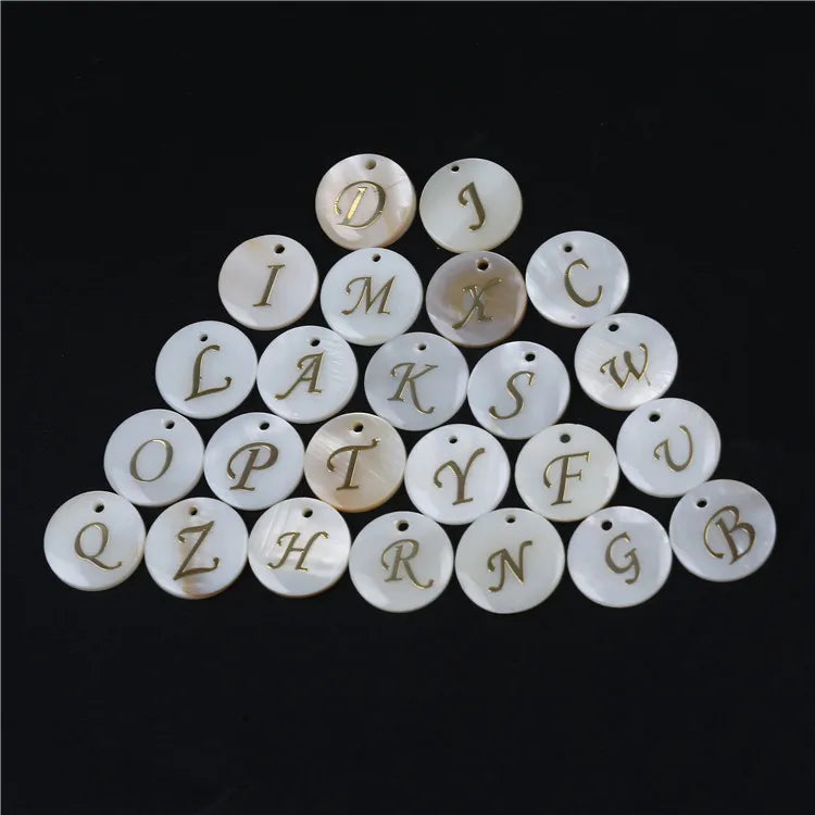 Shell Pearl Beads Top Drilled Mother of Pearl Round Alphabet 26 Letters Pendent Shape Shell Pearls for DIY Jewelry