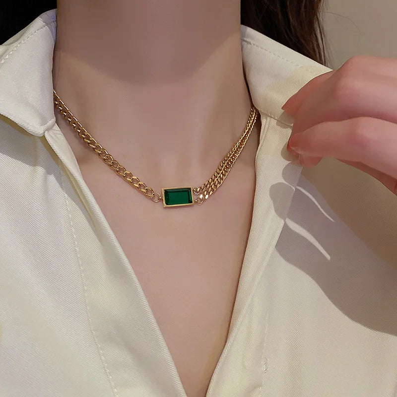 Korean Luxury Vintage Gold Diamond Acrylic Square Pendant Necklaces Stainless Steel Chain Necklace for Women