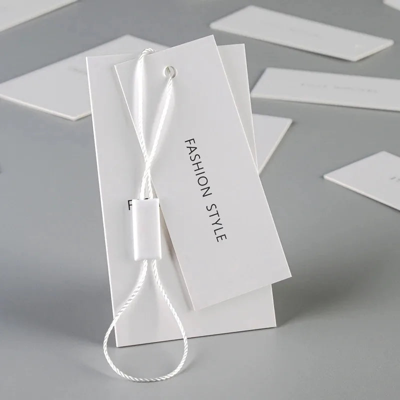 High Quality Low Price Hang Tags Free Design Recycled Eco-Friendly Paper Garment Clothing Hang Tags for Fashion Garment