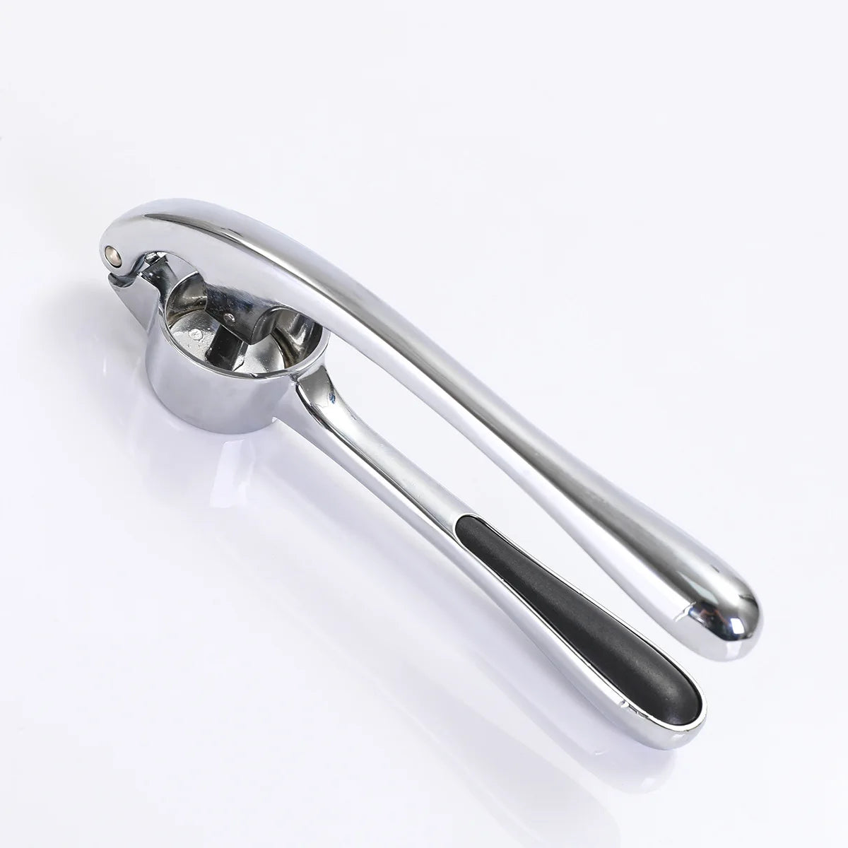 Professional Kitchen Utensils Gadgets Rust Proof Ginger Crusher Garlic Press Crusher With Ergonomic Handle