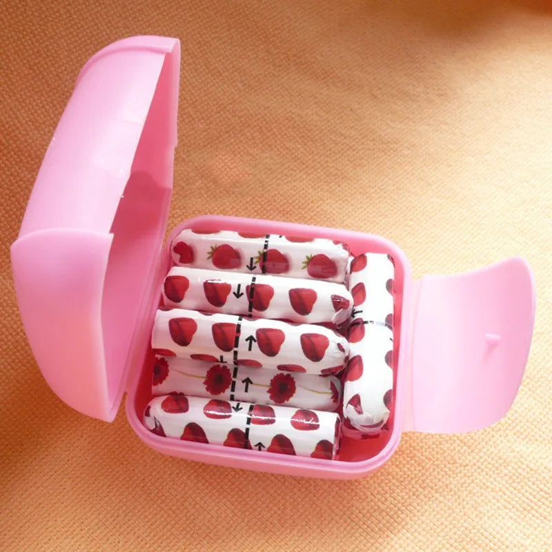 HelloWorld for Travel Outdoor Color Random Portable Women Tampons Storage Box Holder Tool Set