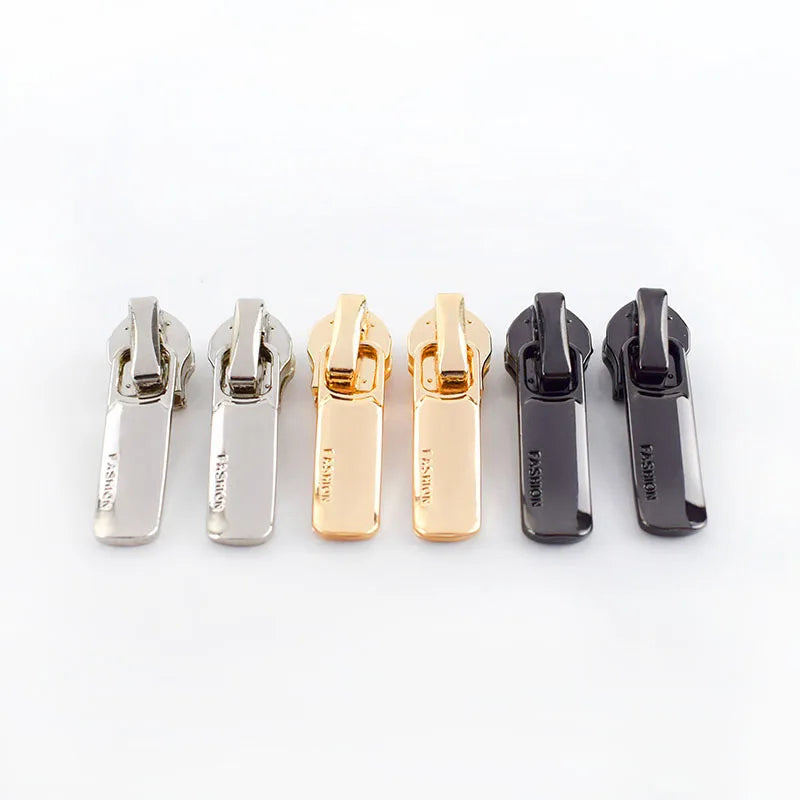 MeeTee G2-1 5# High Quality Alloy Zipper Puller Fashion Letter Engraved Zipper Slider Classic Zippers for Garment Accessories