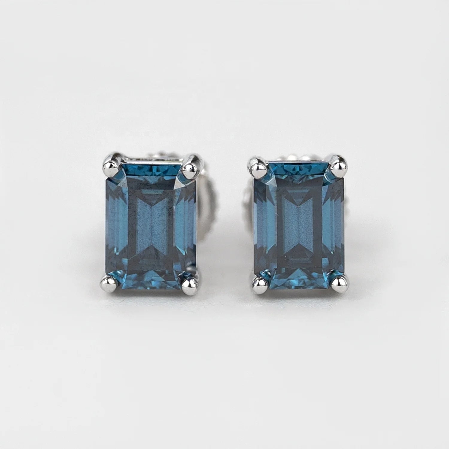 Jovovasmile 1ct 5*7mm 925 Silver  Sapphire Blue Champagne Emerald Lab Diamond Accessory Moissanite Stud Earrings Women