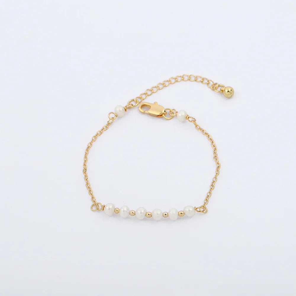 Minimalist Fashion Jewelry Adjustable Women Brass Gold Plated Freshwater Pearl and Gold Bracelet