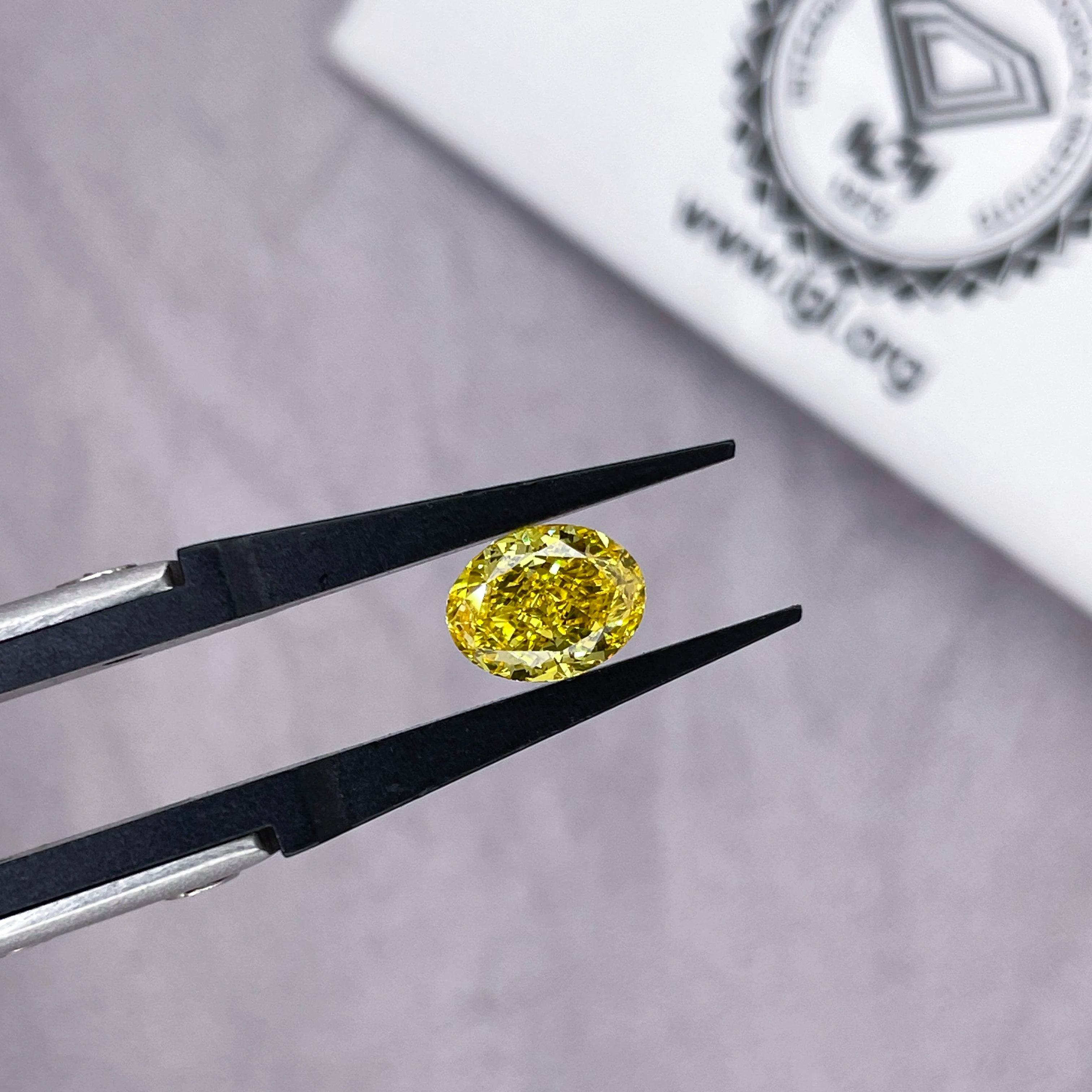 Starsgem Lab-Grown Diamond Yellow Oval Shape Round Diamond With Excellent Cut VS1 VVS Clarity Loose Diamonds Per Carat