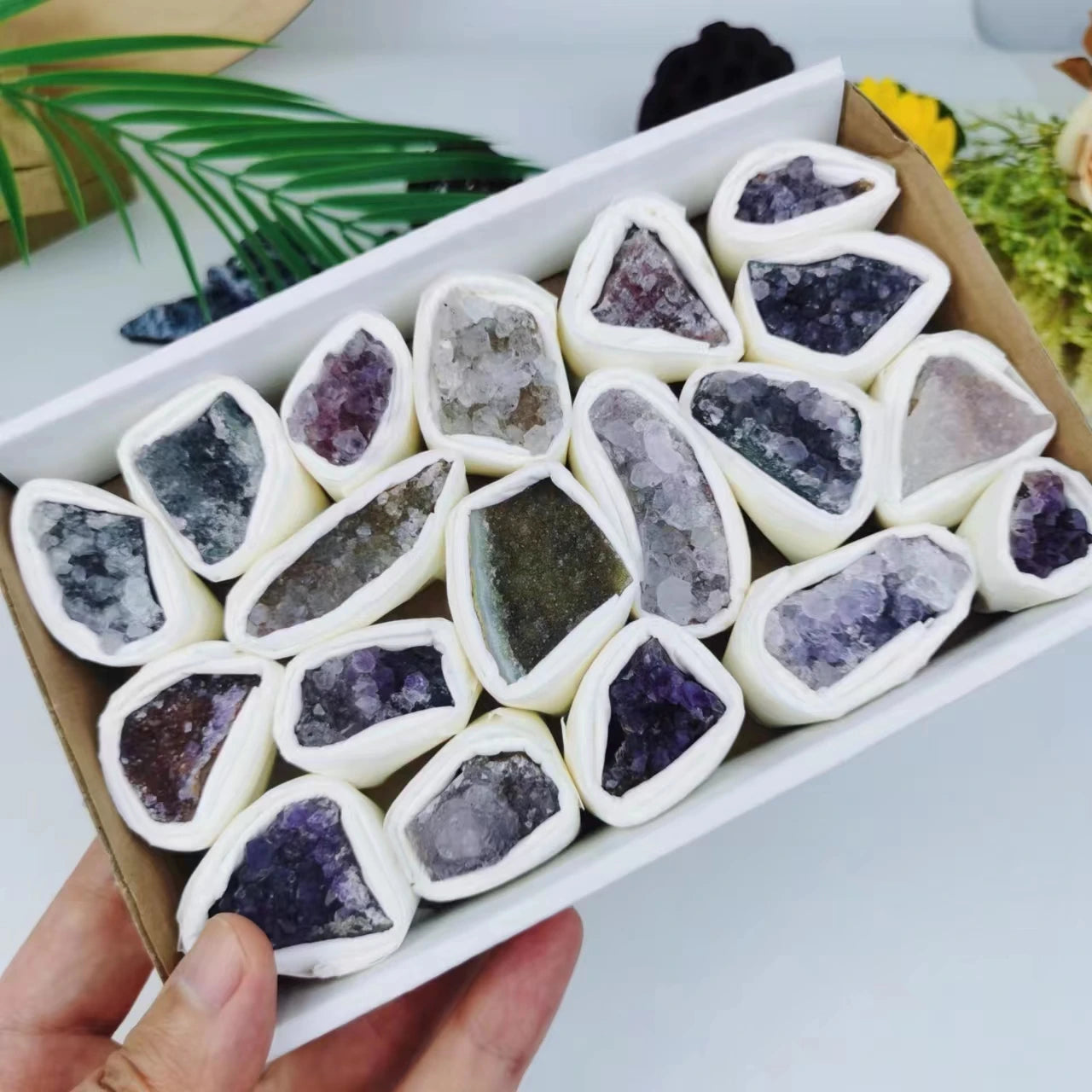 Natural Rough Crystal Stones Healing Crystals Cheap Amethyst Clusters Box Gift Box