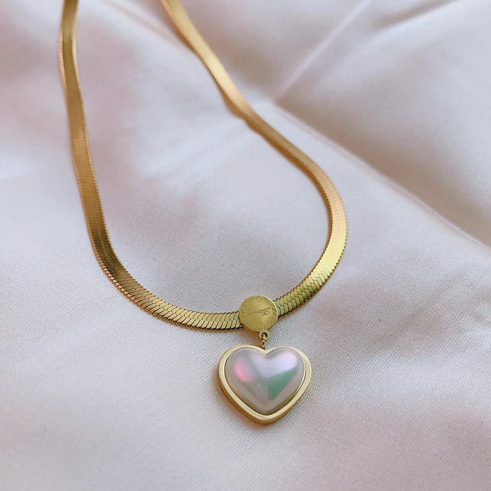 Simple Titanium Steel Flat Snake Chain Heart Pearl Necklace Trendy Rhodium Plated Jewelry for Women Gift