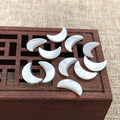 Hongzhuo Natural Jewelry Handmade Top Moon Shape White Shell Carved Figurine Sculptures Crafts