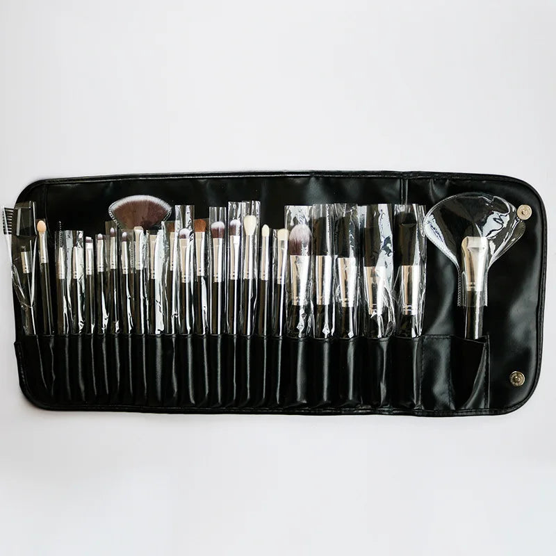 Professional Makeup Brushes Set 24Pcs Soft Bristles Free Samples Custom LOGO Wooden Handle Makeup Brush Set Makeup Gift Sets