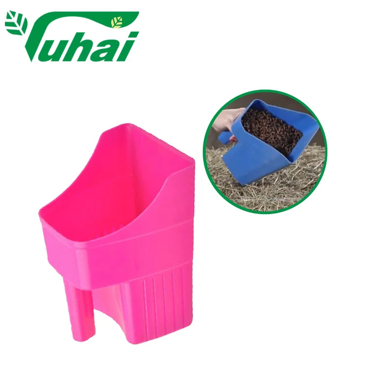 Factory Direct Supply LargePlastic Food Spoon Garden Scoop New 2 Quarts Animal Horse Plastic Feed ScoopDefault pink Feed Spoon