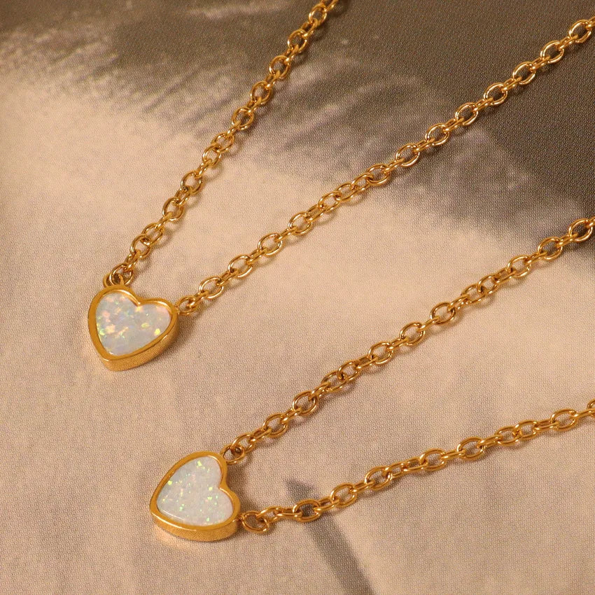 Fashion French INS Style Heart Shaped Pendant Necklace Waterproof Stainless Steel Necklace Bracelet Jewelry Party Idea Gift
