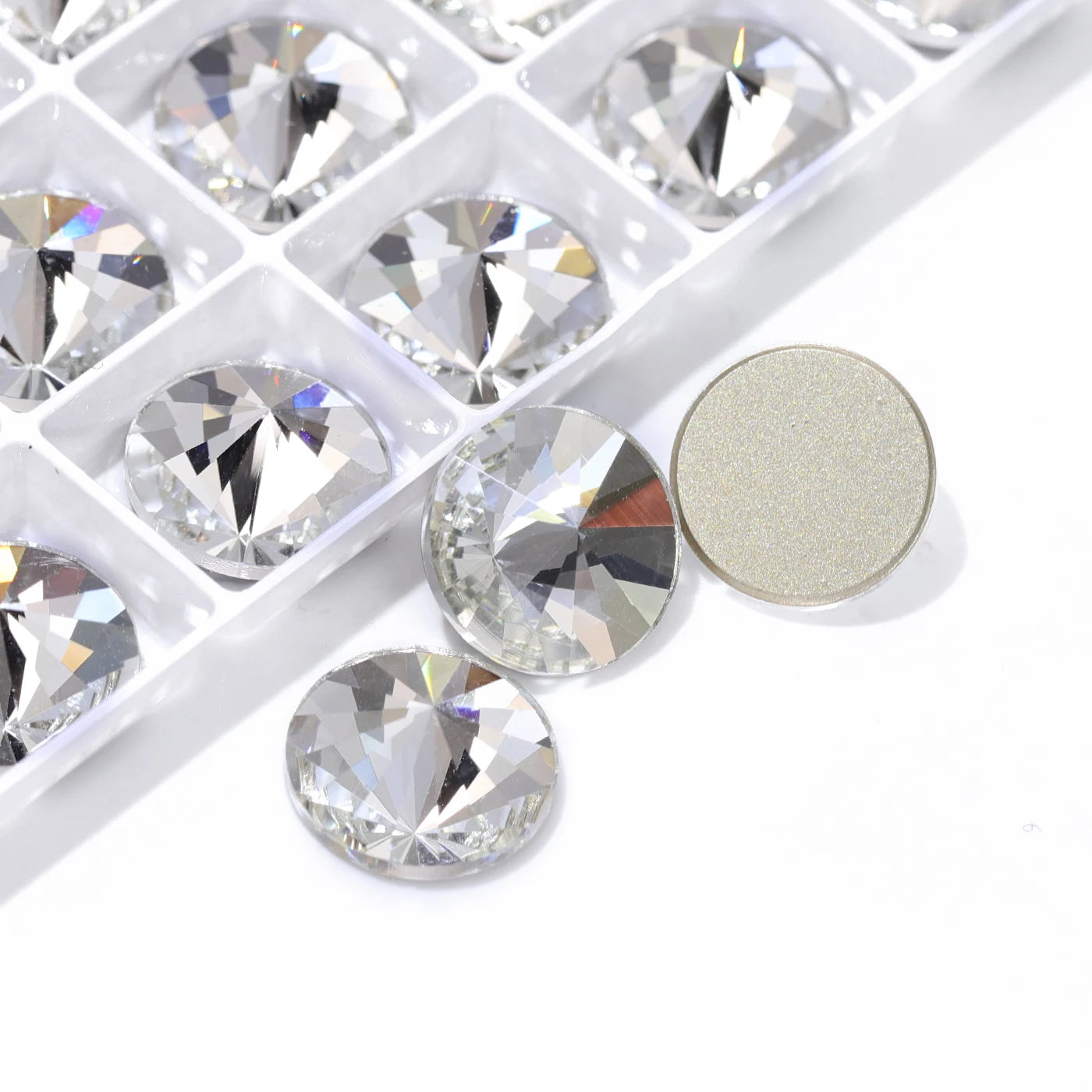 QIYI Wholesale Rivoli FlatBack Bevel Stone Glass Crystal Ready to Ship Flat Back Rhinestones Buttons for Bouquet Rhinestones