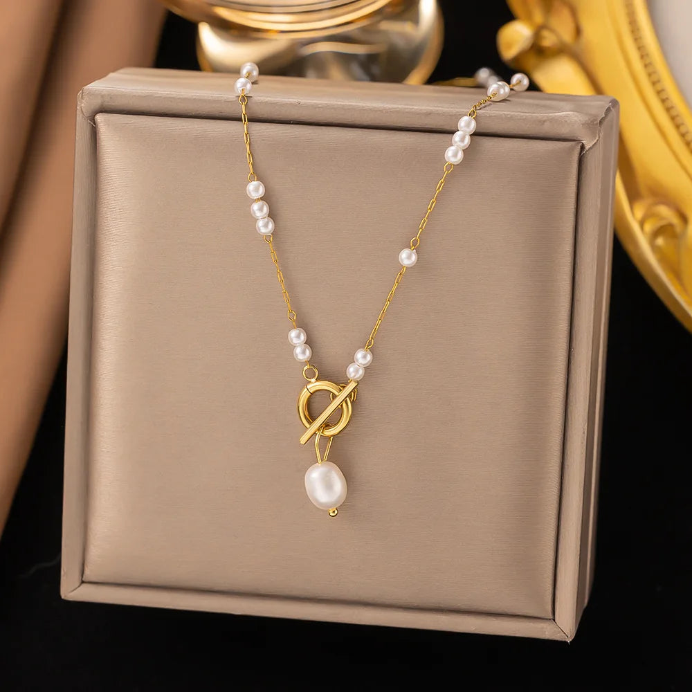 New Trendy Non Tarnish 18k Gold Plated Stainless Steel Ot Clasp Pearl Pendant Necklace for Women Lady