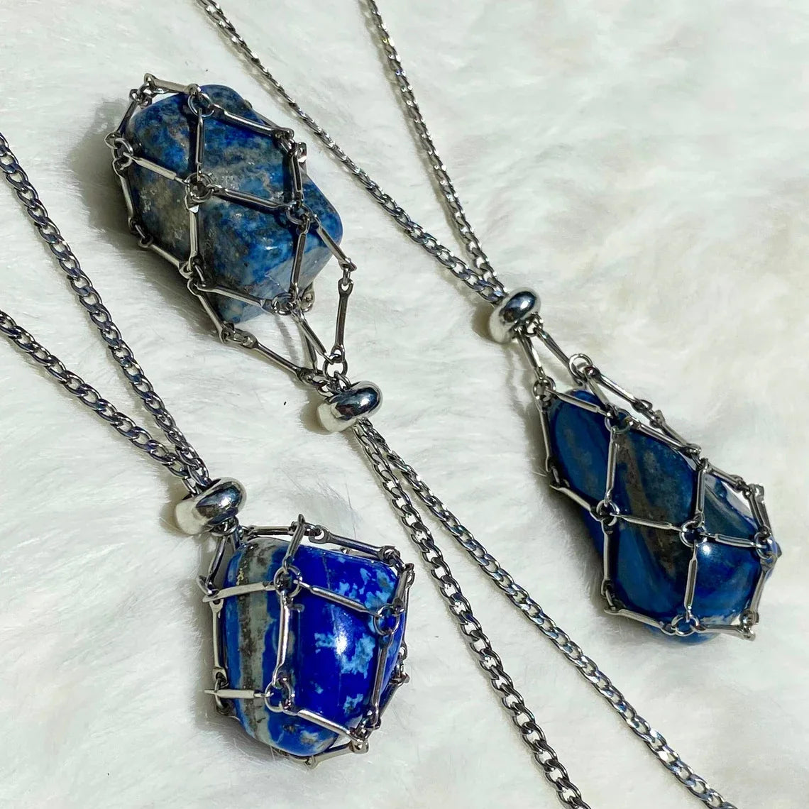 Vintage Adjustable Creative Necklace with Natural Raw Crystal Stone Pendant Woven Mesh Net Metal Bamboo Knot for Party Dress-Up