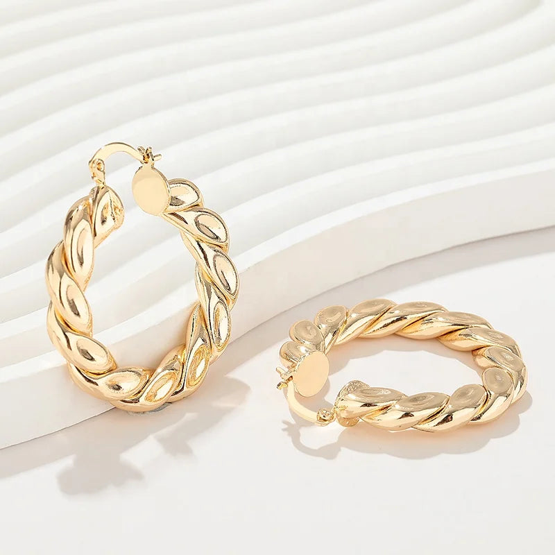 Hengdian Exquisite Gold-Plated Earring 18k Zircon Hoop Stud Earrings Wholesale Fashion Accessories Jewelry for Women