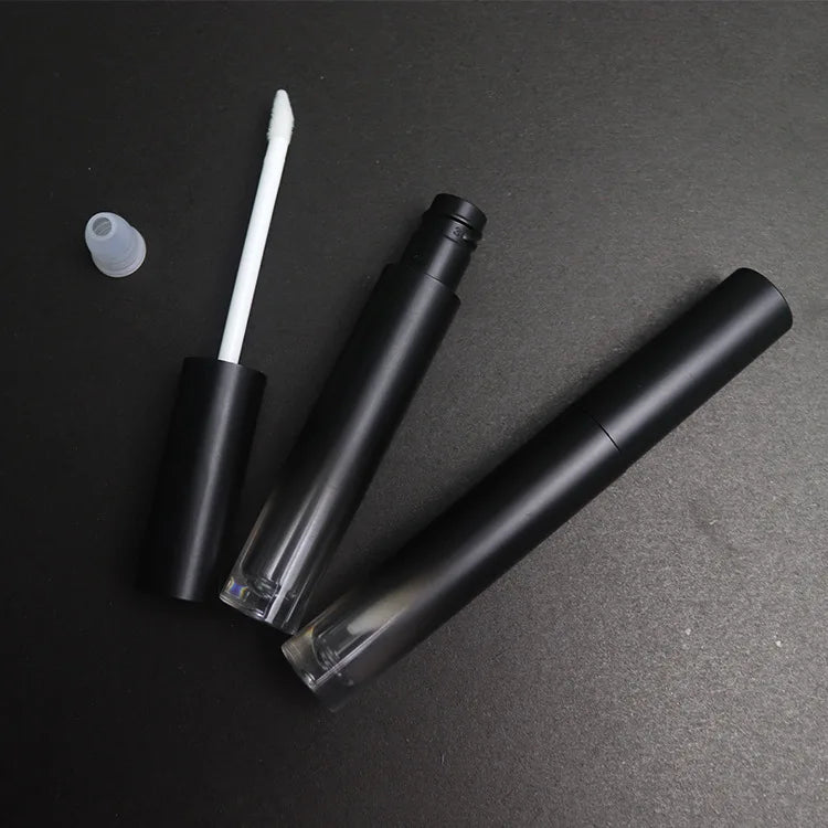 Yueshunxing 3.5ml Gradient Black Round Frosted Bottle Private Label Cosmetic Container Packaging Empty Lip Gloss Tube