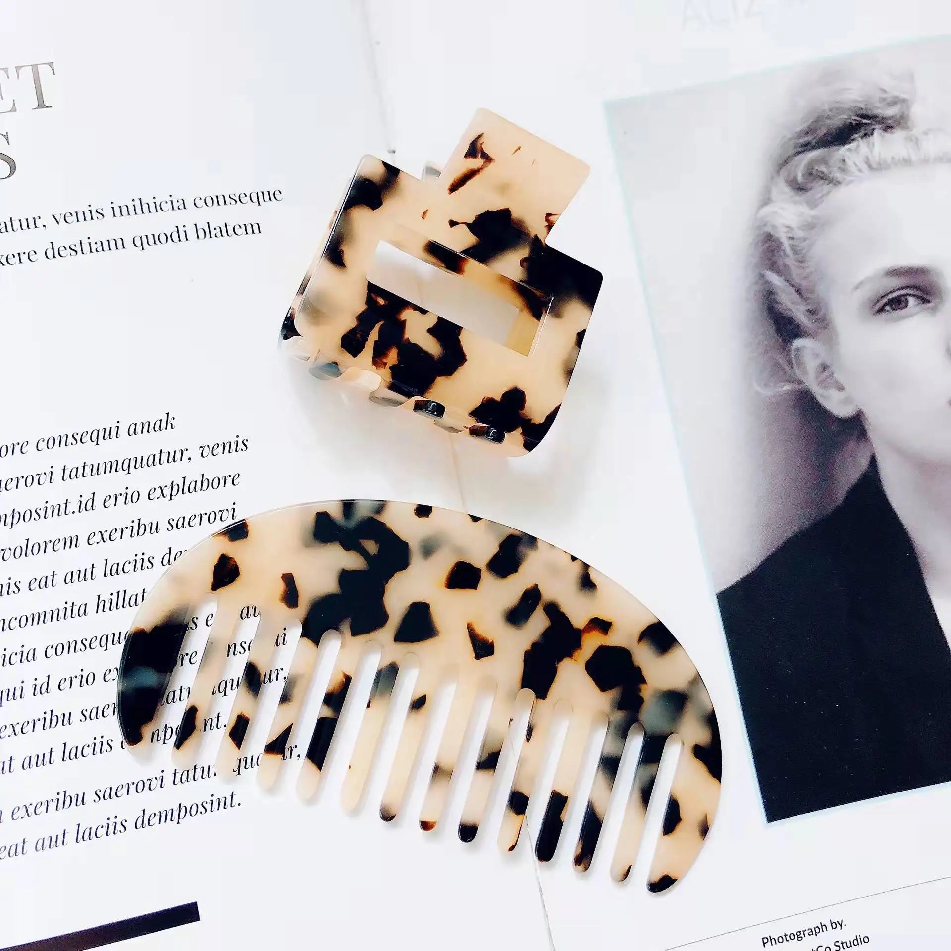Anti Static Detangle Acetic Acid Hair Comb Portable Leopard Marble Cushion Custom Wide Tooth Comb Cellulose Acetate Comb