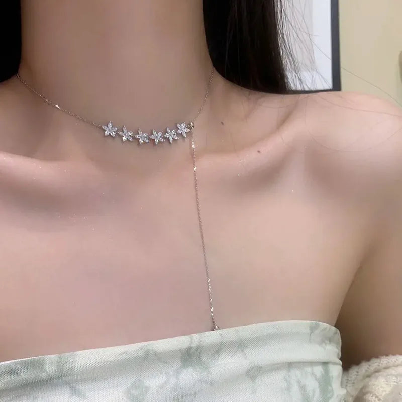 Bling Bling Star Super Flash Zircon Small Flower Necklace Silver Color Chain Jewelry Female Gifts Flower Necklace