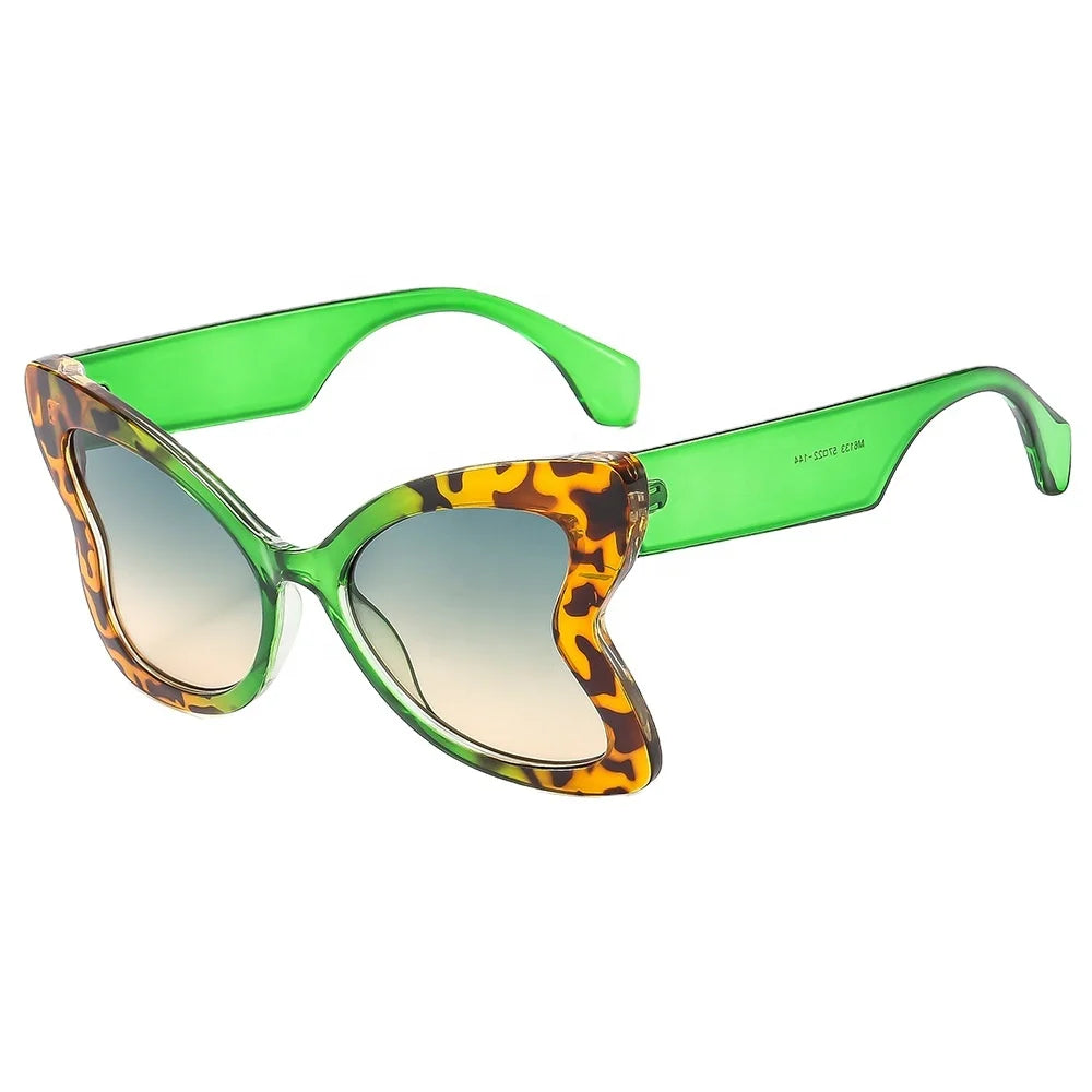 2024 New Fashion Retro Butterfly Frame Women Sunglasses Oversized Ladies Sunglasses