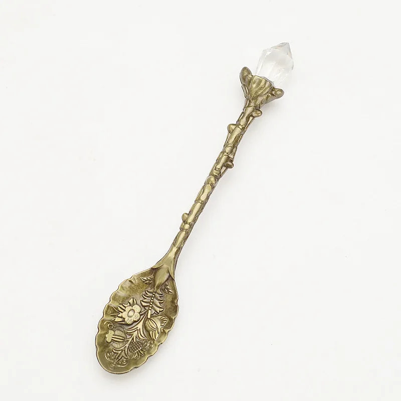 Vintage Carved Crystal Head Pattern Alloy Leaf Spoon Party Wedding Cutlery Gold Spoon