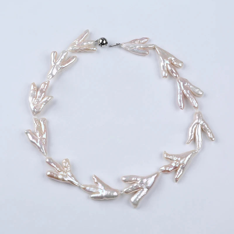 Zhuji AA Grade Irregular Claw Shape White Natural Freshwater Pearl Trendy Handmade Jewelry Necklace