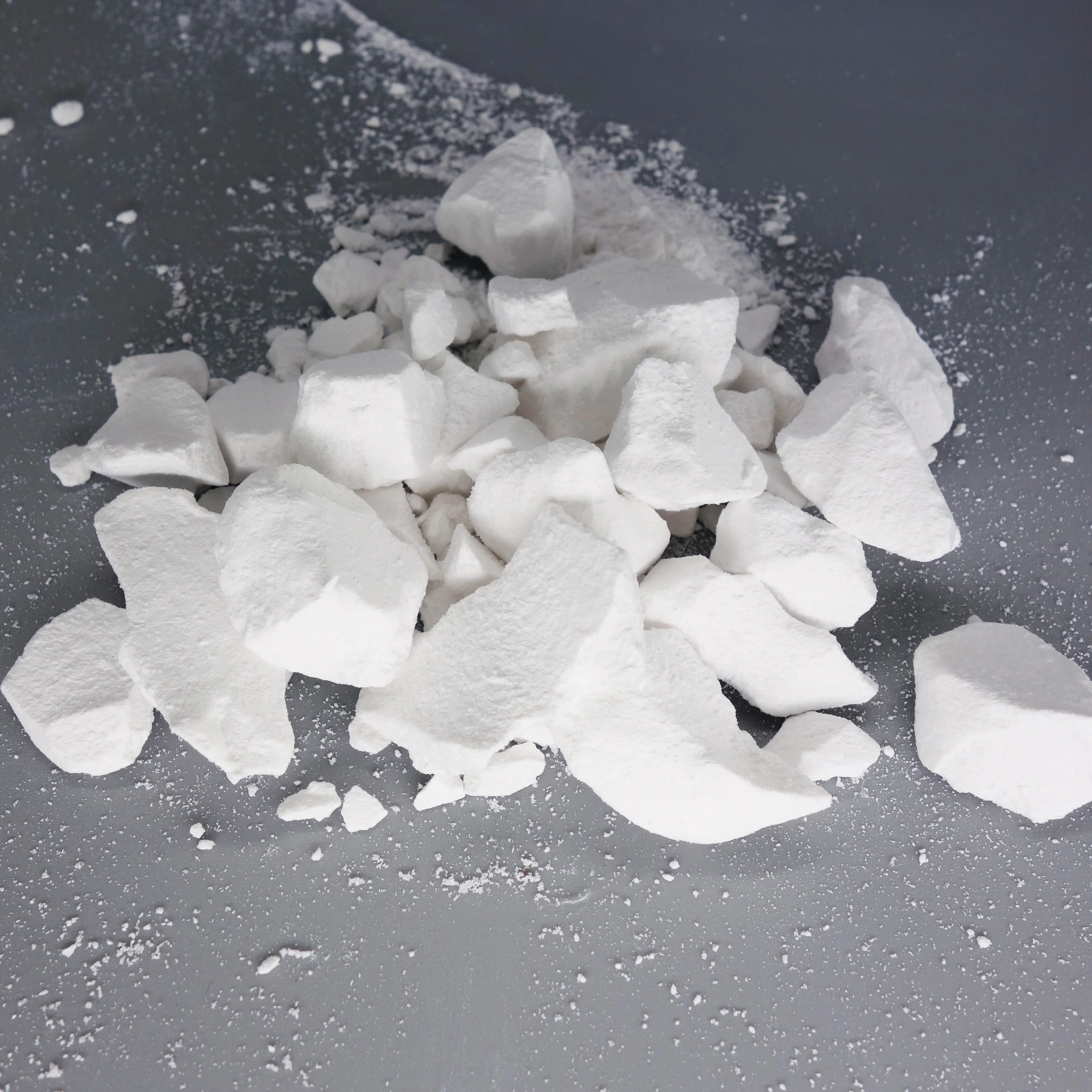 Chunky Gym Climbing Chalk 300g Magnesium Carbonate White